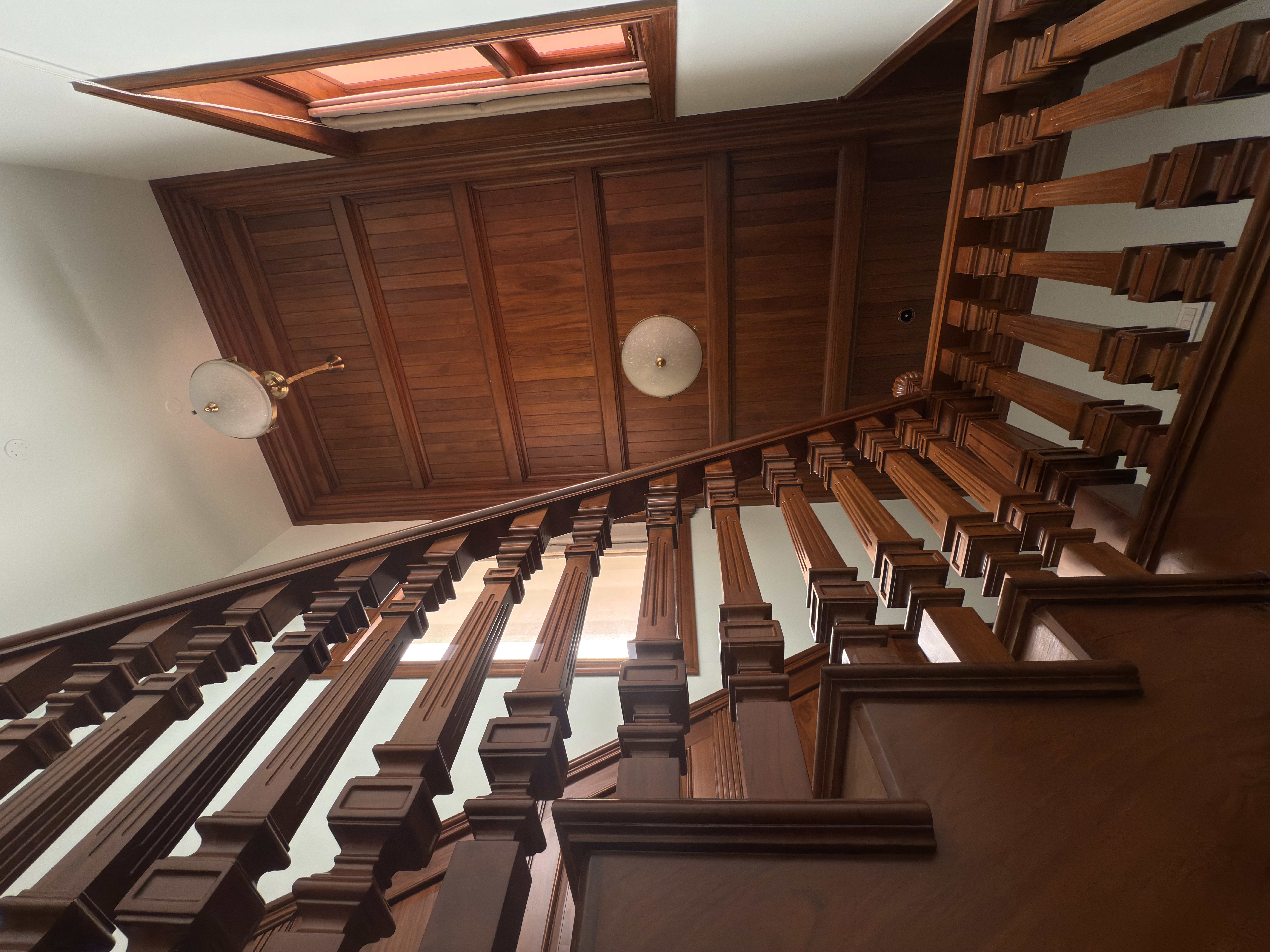 Roots & Realm Architectural Woodwork